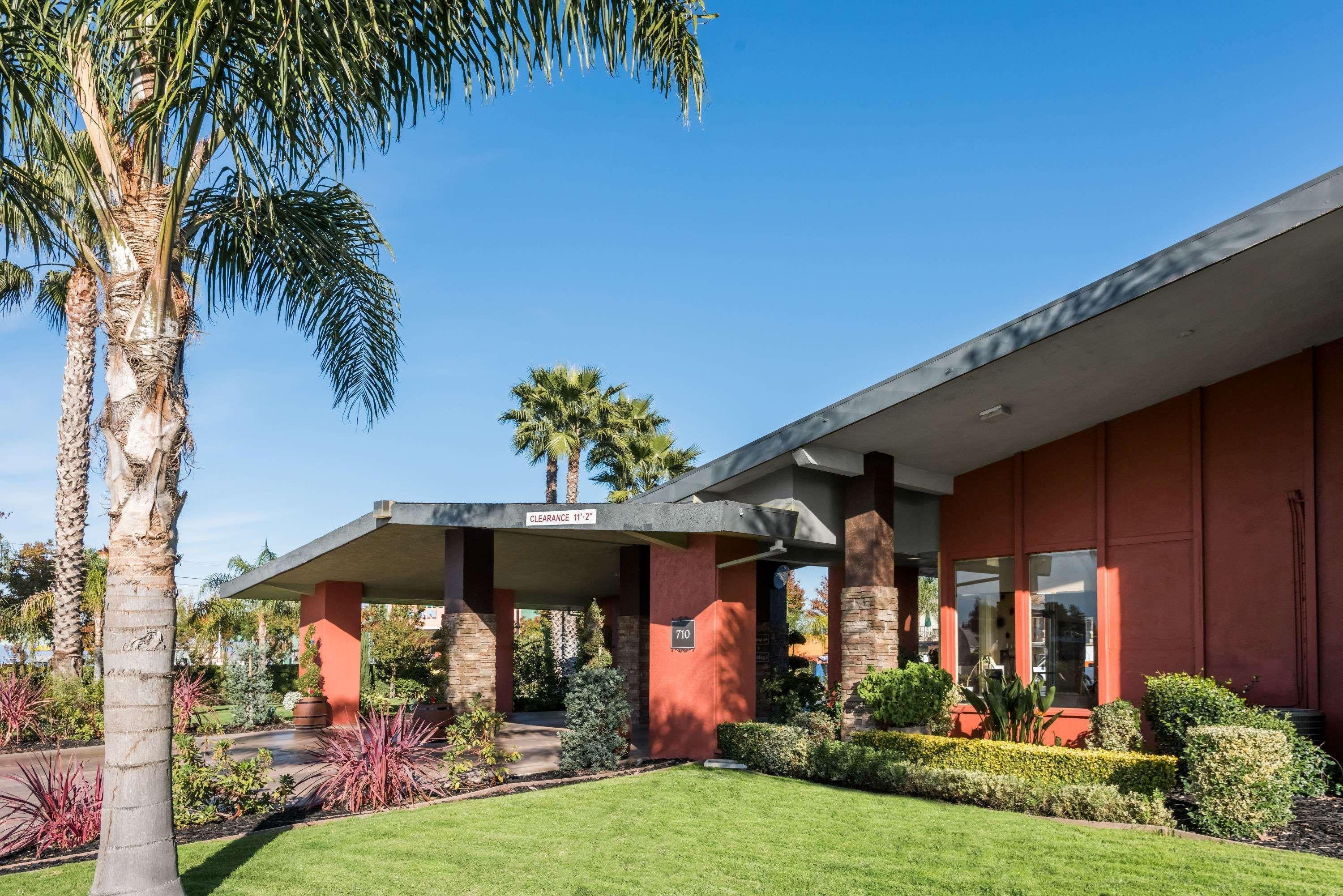 Days Inn & Suites By Wyndham Lodi Exterior foto