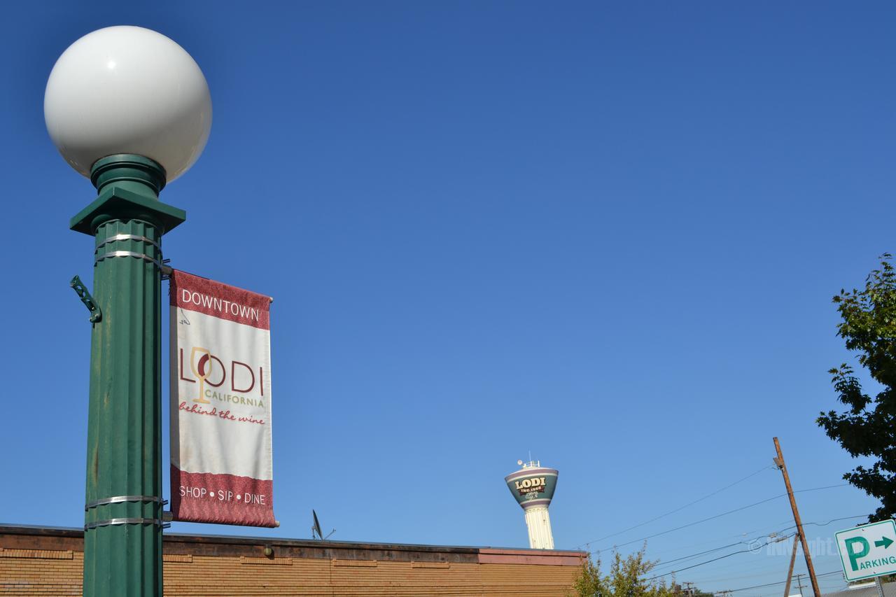 Days Inn & Suites By Wyndham Lodi Exterior foto