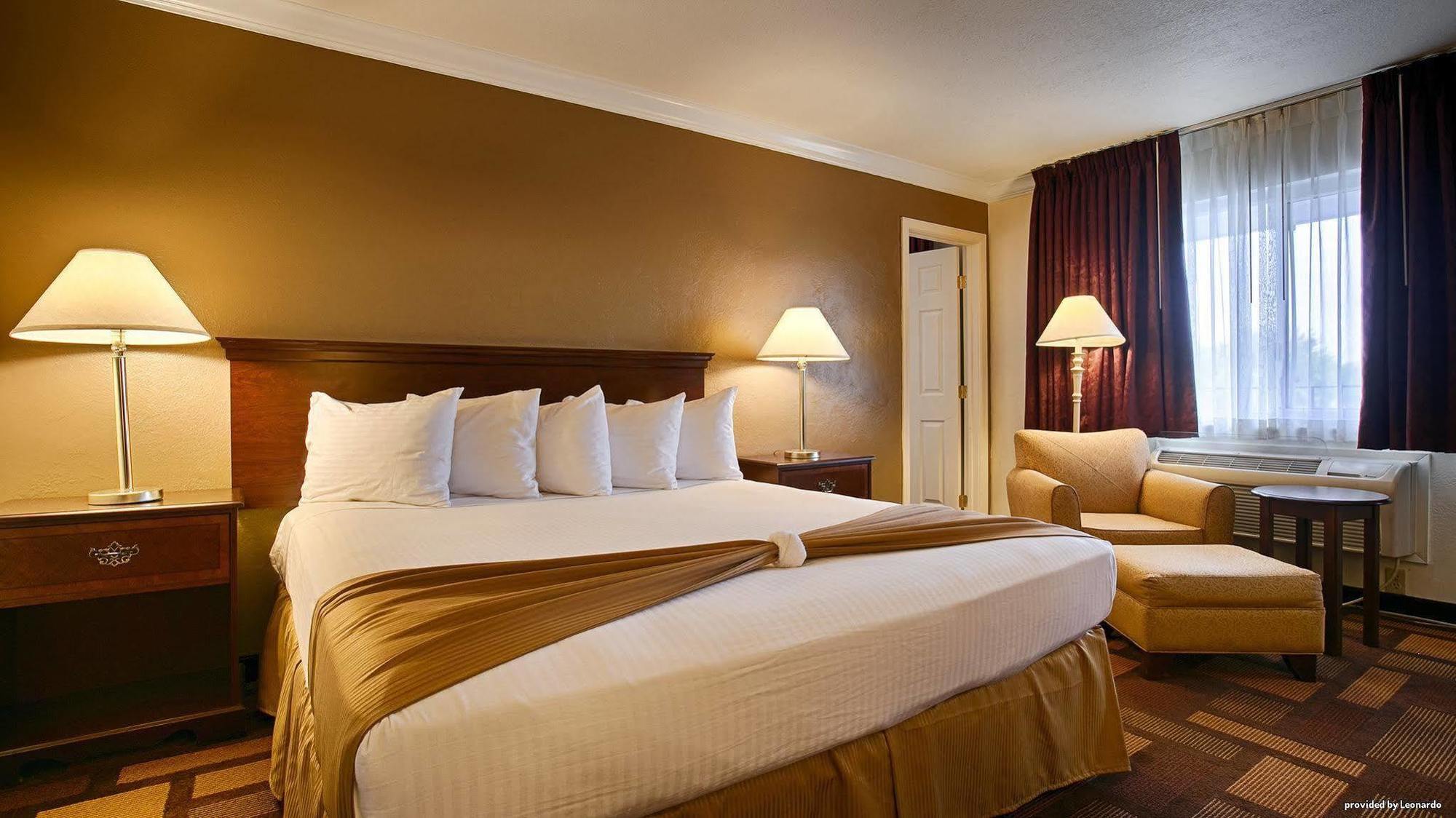 Days Inn & Suites By Wyndham Lodi Exterior foto